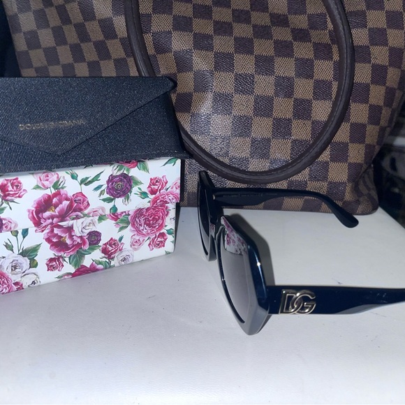 Dolce Gabbana sunglasses - Picture 2 of 4